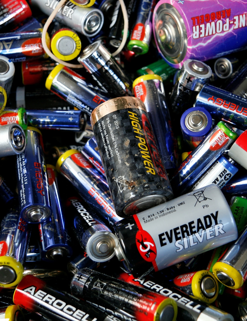 NiMH Batteries: Performance Thanks to Recycling GLOBAL RECYCLING
