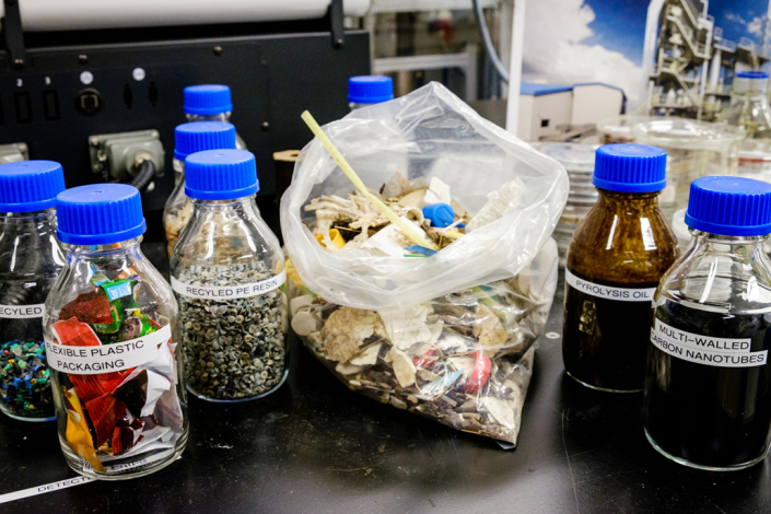 Hydrogen-Fuel-Plastic-Waste-gr322