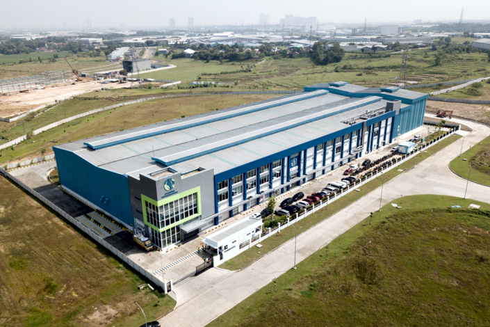 plastics-recycling-plant-224