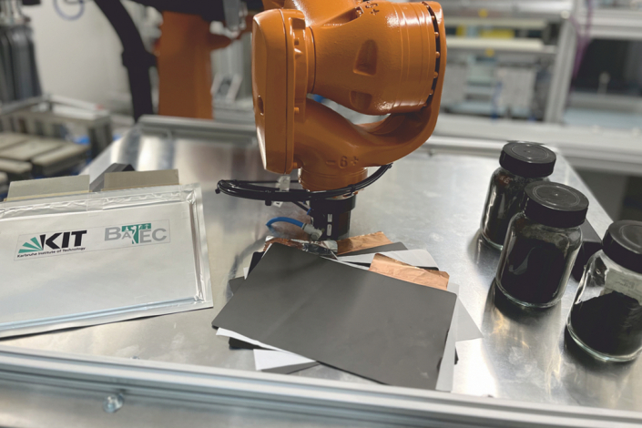 Recycling-Spent-Batteries-324